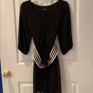 Quarter sleeve dress